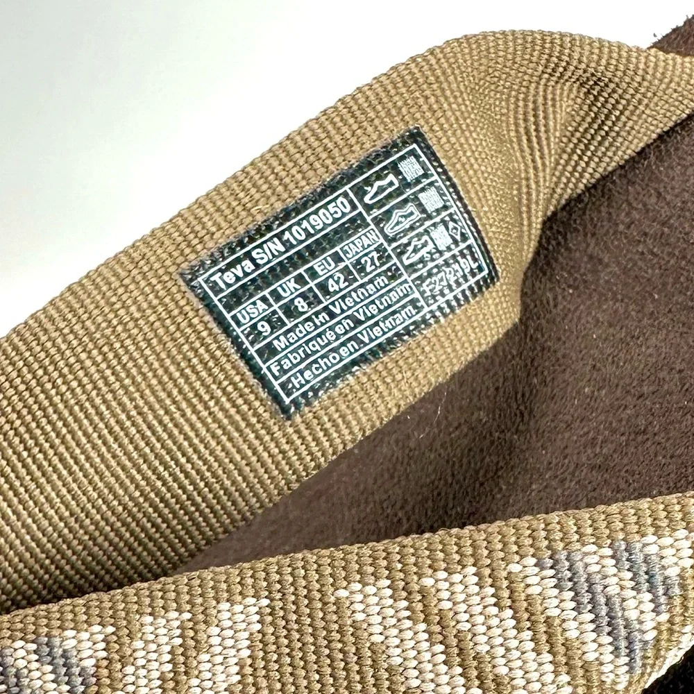 Teva Men’s Voya Brown Flip - Picture 9 of 10